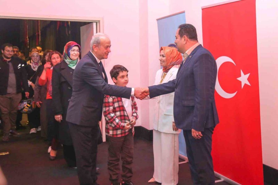 Antalya Emniyeti’nden Şehit Aileleri Ve Gazilere İftar