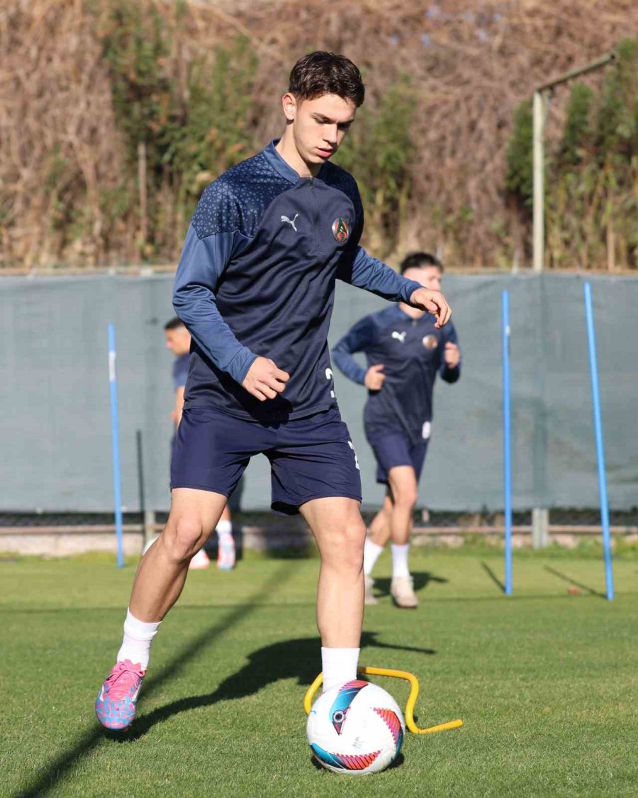 Alanyaspor, Galatasaray Maçı Hazırlıklarını Sürdürdü