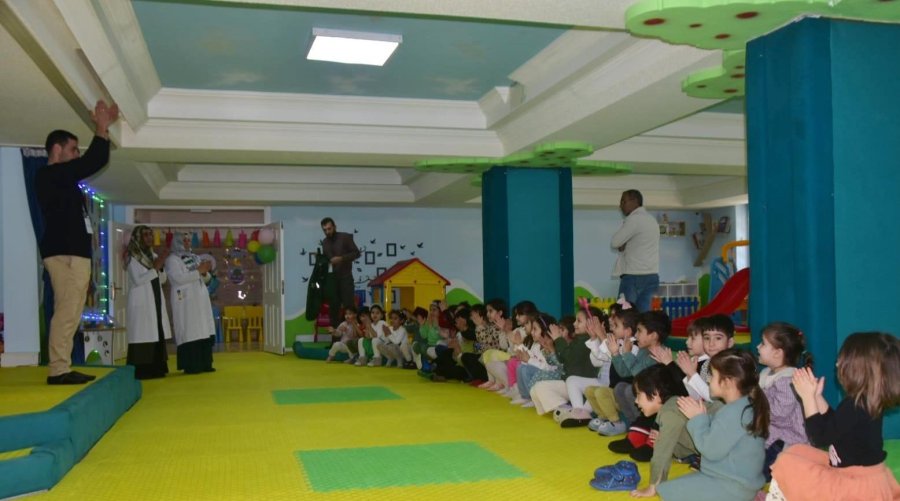 Anamur’da Kur’an Kursu Öğrencilerine ’bağımlılıkla Mücadele Semineri’ Düzenlendi