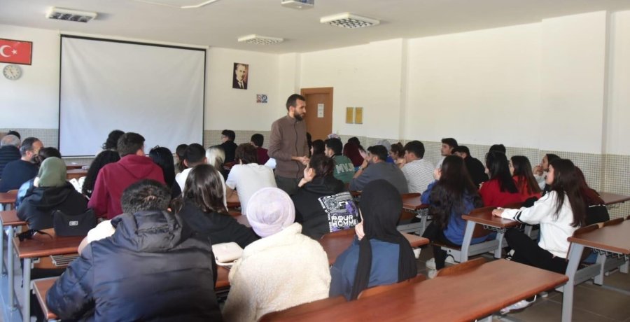 Anamur’da ’yeşilay Haftası Semineri’ Düzenlendi