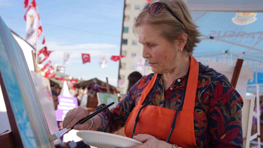 Başkan Boltaç, Üretici Kadınlarla Buluştu