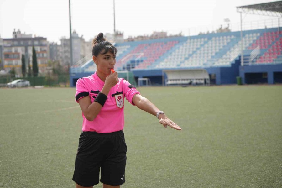 8 Mart Dünya Kadınlar Günü Öncesi Kadın Hakemler Konuştu!