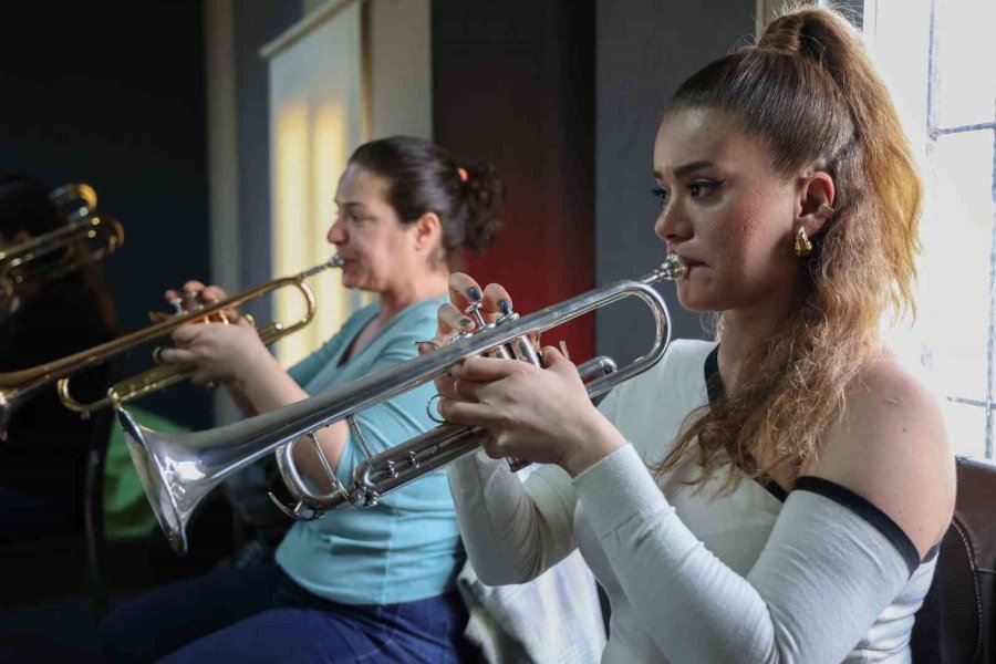 Antalya’nın Her Alanına ‘kadın’ Damgası