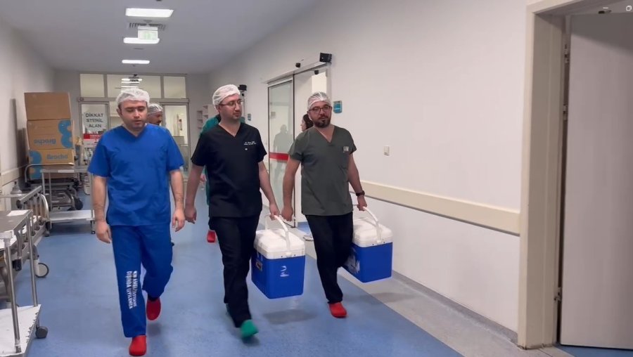 Alanya’da Beyin Ölümü Gerçekleşen 29 Yaşındaki Genç 5 Kişiye Umut Oldu