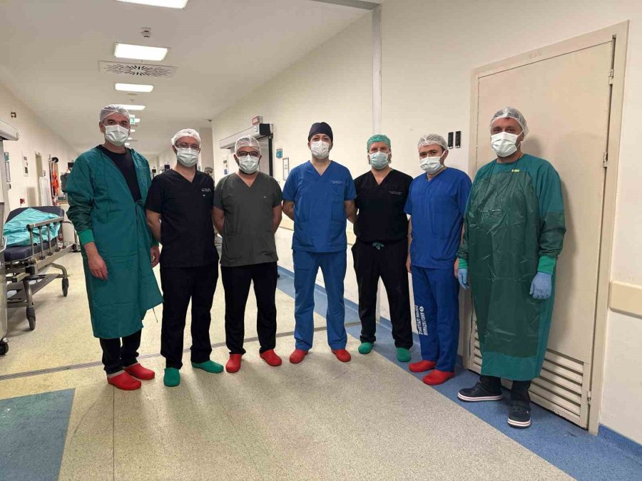 Alanya’da Beyin Ölümü Gerçekleşen 29 Yaşındaki Genç 5 Kişiye Umut Oldu