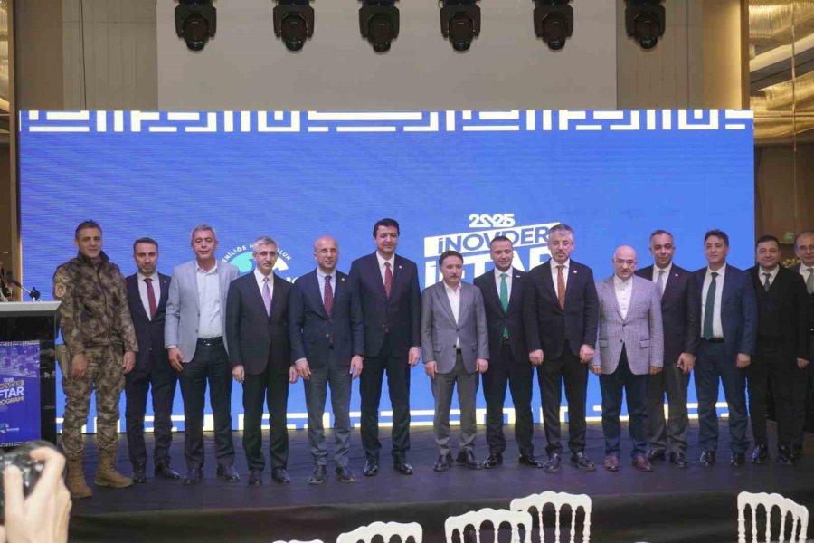 Vali Çiçek: "bu Şehrin Sokaklarında Yürürken Sanki Bin Yıl Öteden Alaeddin Keykubat Çıkacak Ve "haydi Çalışmaya Devam" Diyecek Gibi Görünüyor"