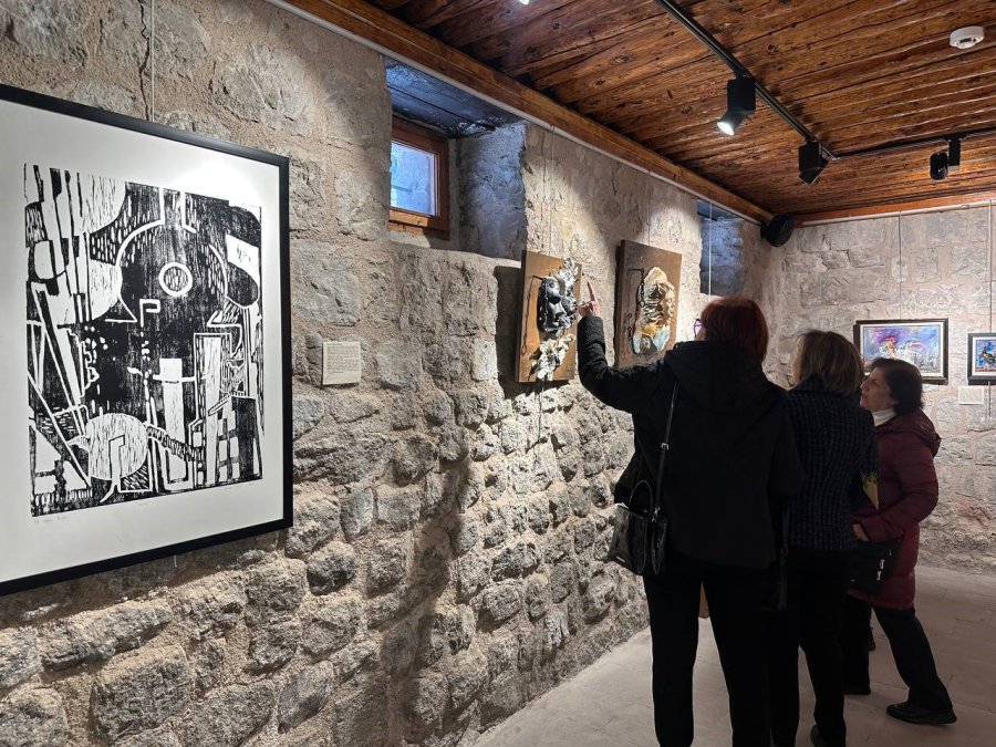 Kadın Emeğine Özel Resim Sergisi