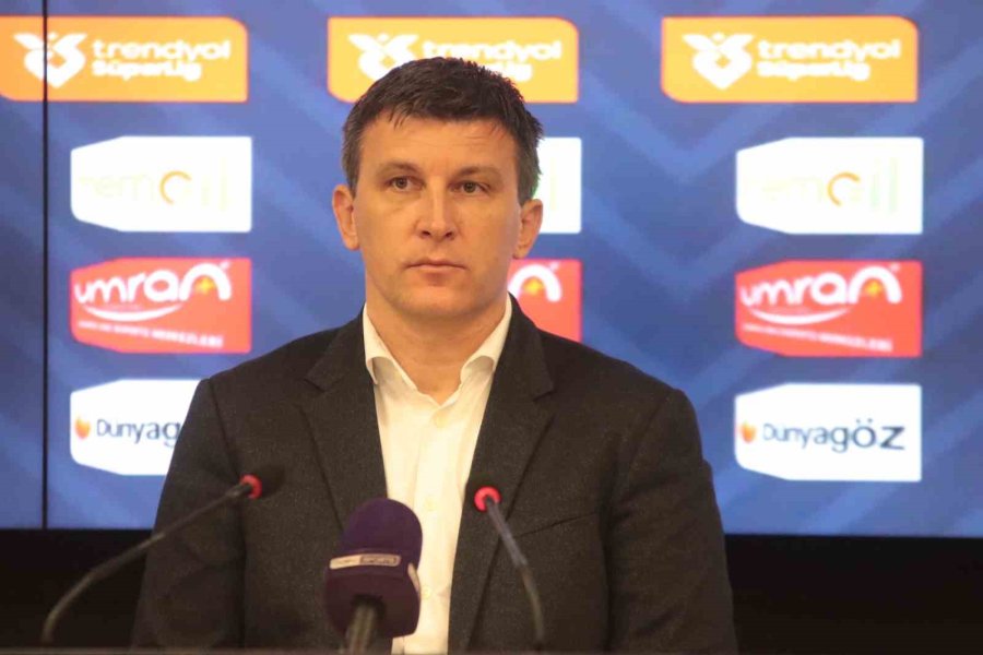 Sergej Jakirovic: "takımın Performansından Memnunum"