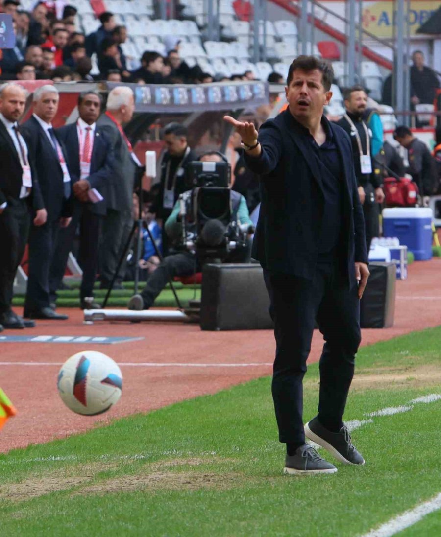 Trendyol Süper Lig: Antalyaspor: 0 - Çaykur Rizespor: 0 (ilk Yarı)