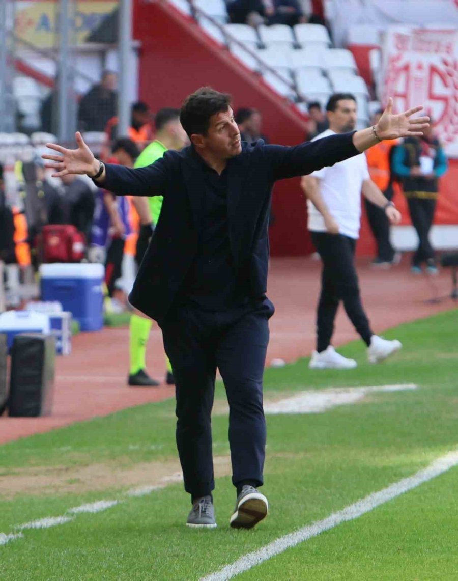 Trendyol Süper Lig: Antalyaspor: 0 - Çaykur Rizespor: 0 (ilk Yarı)