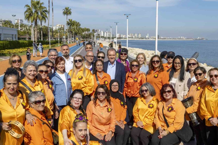 Başkan Seçer: "kadın Siyasette De Olması Sokakta Da"