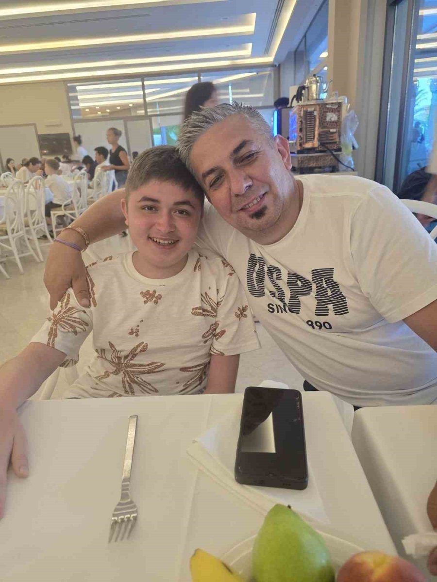 Evladını Kurtarmak İsterken Dolandırıcıların Hedefi Oldu, Yüreği Dayanmayan Baba Kalp Krizi Geçirdi