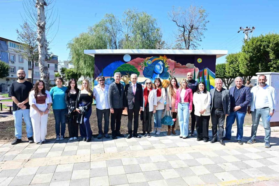 Kepez’de Akademisyen Ve Öğrencilerden 8 Mart’a Özel Sanatsal Dokunuş