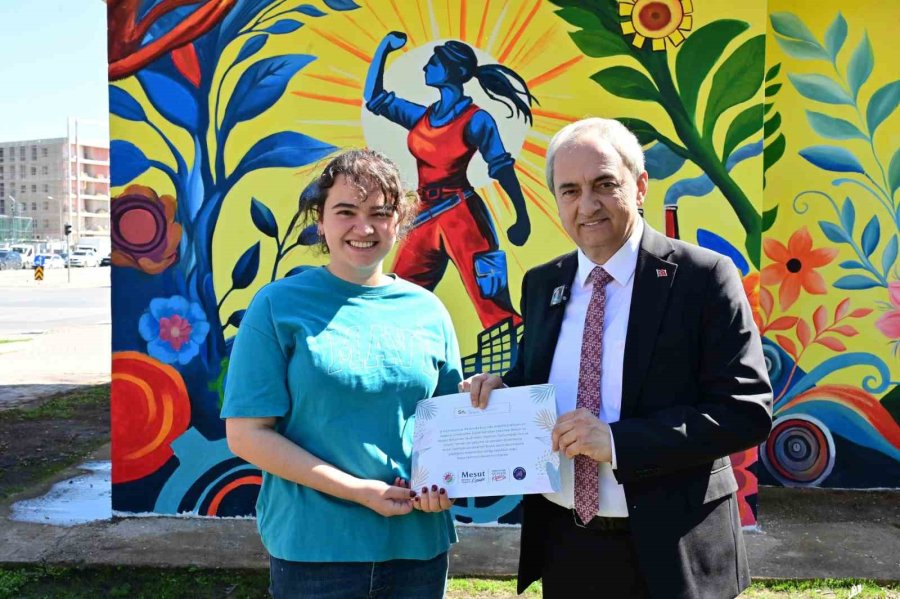 Kepez’de Akademisyen Ve Öğrencilerden 8 Mart’a Özel Sanatsal Dokunuş