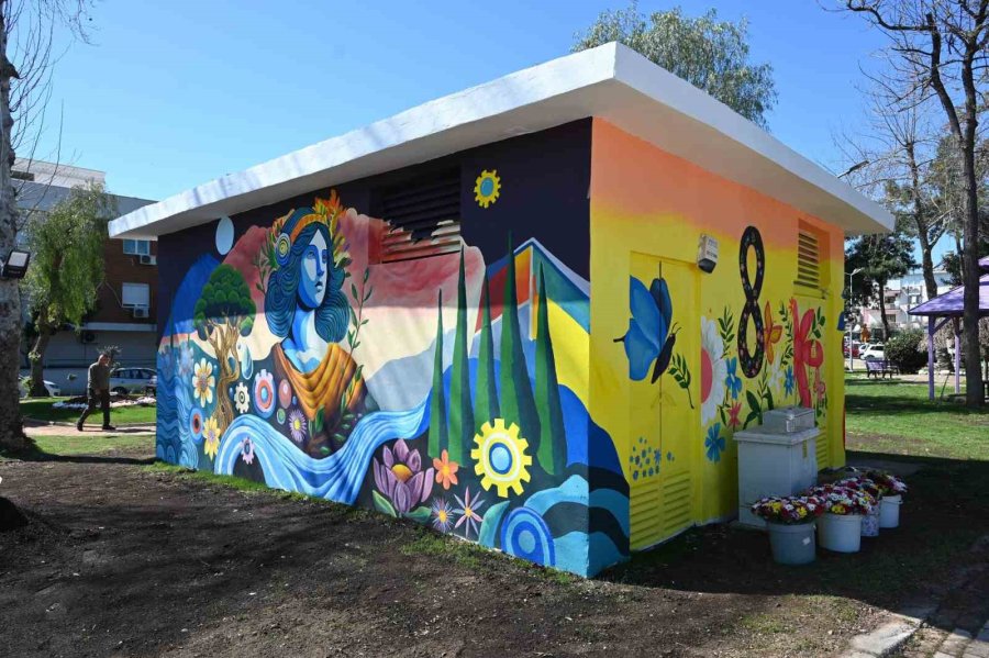 Kepez’de Akademisyen Ve Öğrencilerden 8 Mart’a Özel Sanatsal Dokunuş