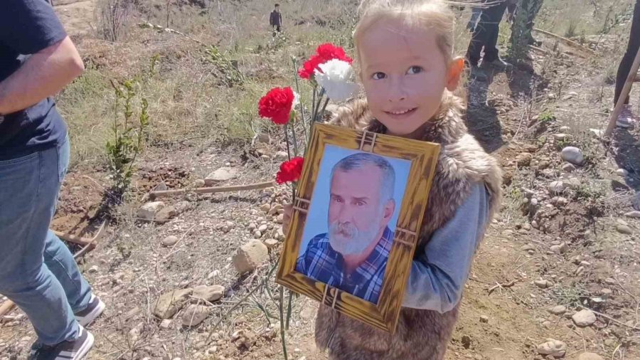 İlhan Özay Hatıra Ormanı’nda Fidan Dikimi Yapıldı