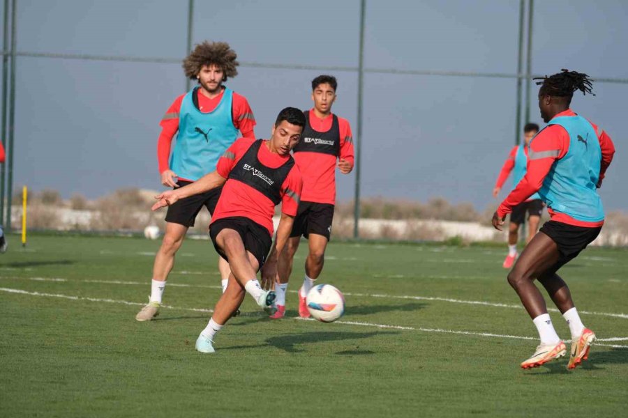 Atakaş Hatayspor, Sivasspor Maçı Hazırlıklarına Başladı