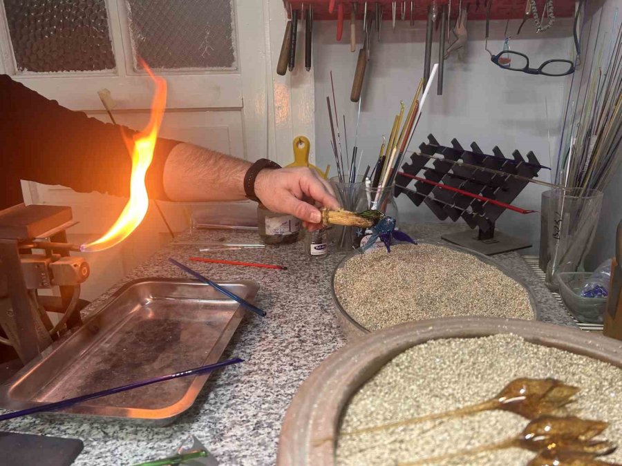 Bin 400 Derecede İşlenen Cam Sanatı Eskişehir’den Dünyaya Taşınıyor