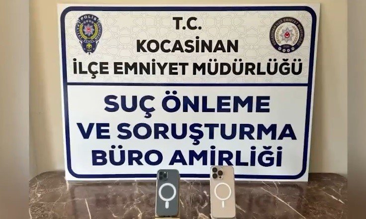 Seyir Halindeki Aracın Önünü Kesip Cep Telefonu Yağmalayan 9 Şüpheli Gözaltına Alındı