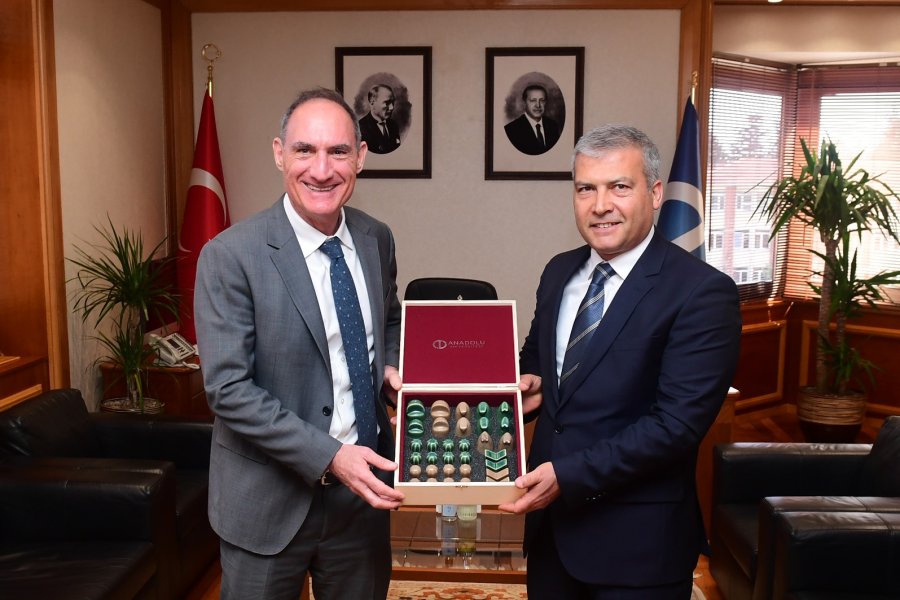 Abd Büyükelçiliği Maslahatgüzarı Goldman, Anadolu Üniversitesini Ziyaret Etti