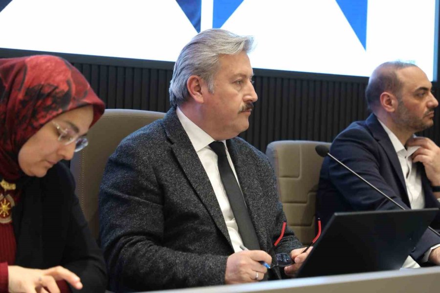 Kazım Karabekir Mahallesi Dönüşmeye Devam Ediyor