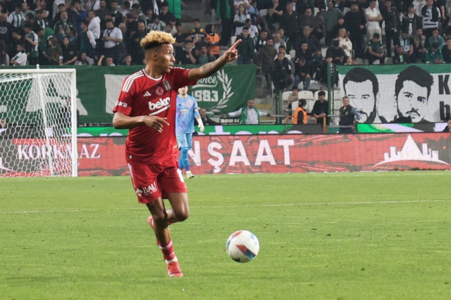 Trendyol Süper Lig: Konyaspor: 1 - Beşiktaş: 0 (ilk Yarı)