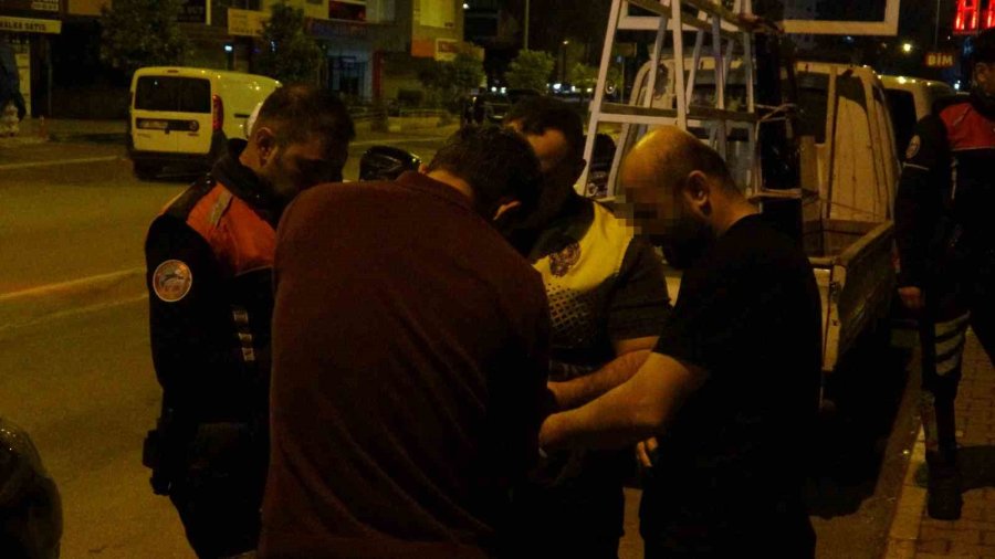 Polisin ’dur’ İhtarına Uymayıp Kaçan Araçtan Uyuşturucu Çıktı