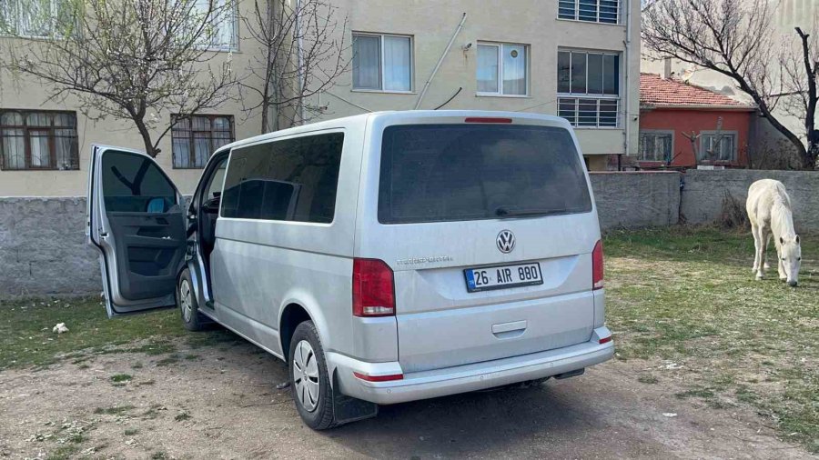 Polisten Kilometrelerce Kaçan Aracın Sahibi: "muayenem Yoktu, Onun İçin Kaçtım"