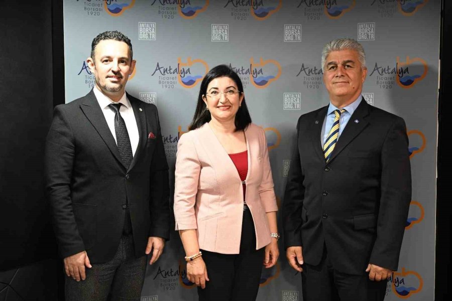 Antalya’da Su Tüketimi Ve Tasarrufu Masaya Yatırıldı