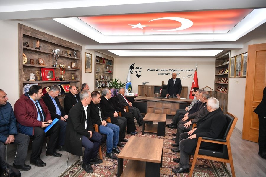 Başkan Büyükkılıç’tan Özvatan Ve Felahiye’de ’ramazan’ Buluşması