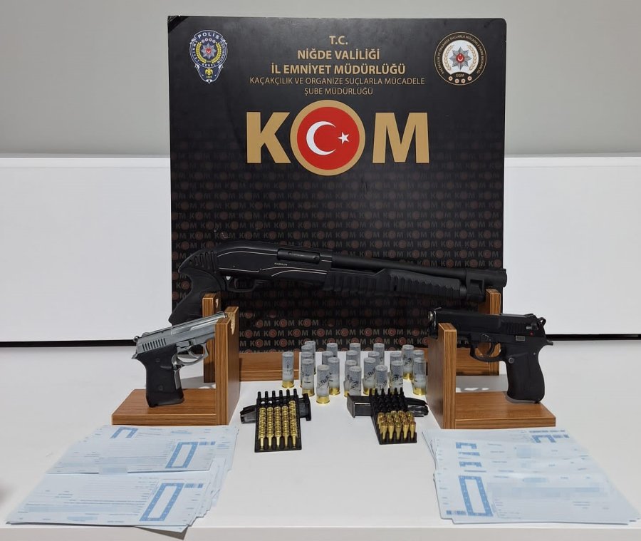 Niğde’de Belgede Sahtecilik Operasyonu: 4 Gözaltı