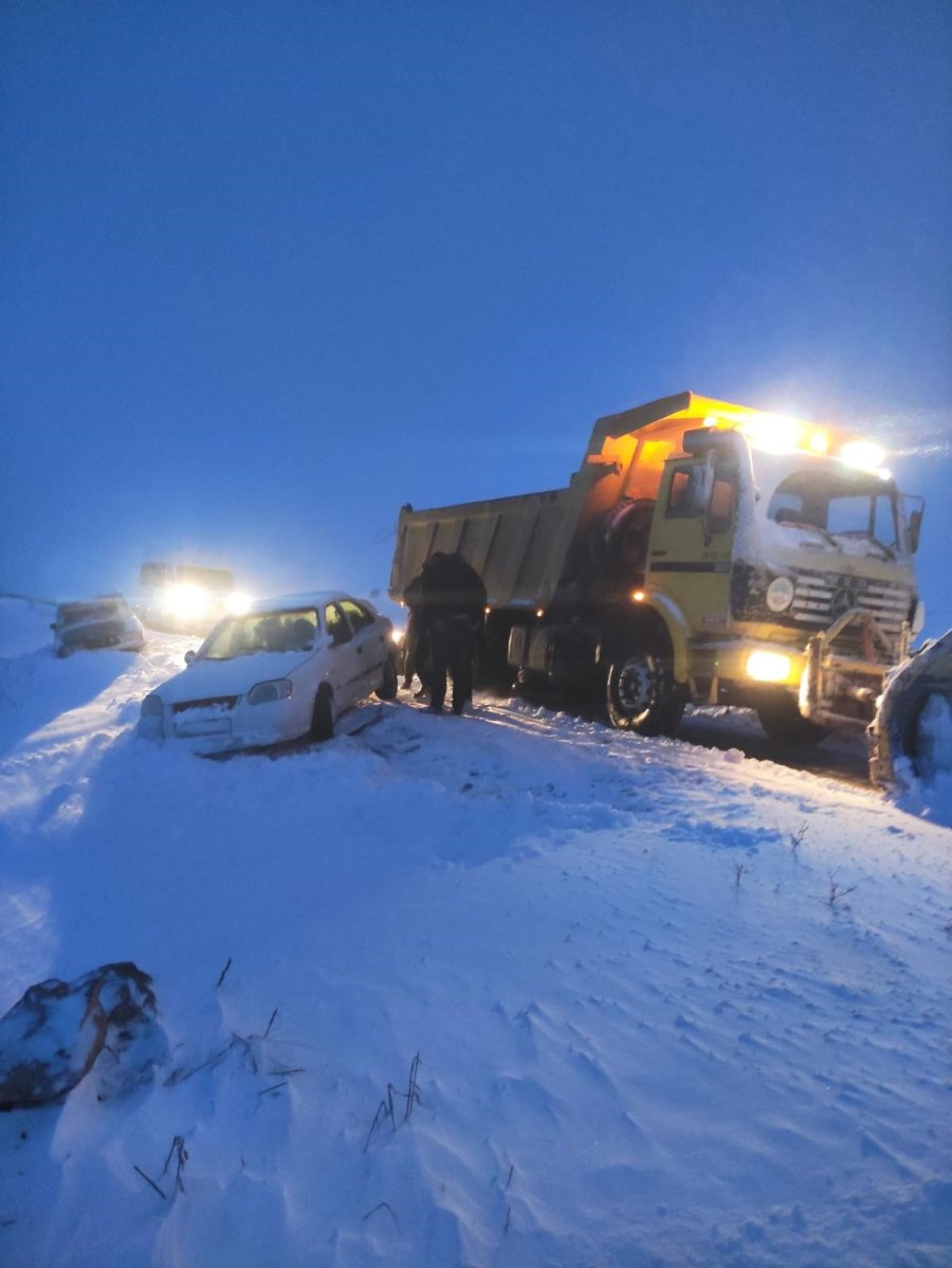 Kayseri’de Lapa Lapa Kar Yağdı