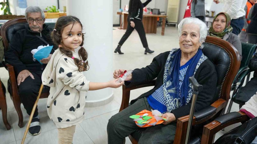 Tarsus’ta ’yaşlılar Haftası’na Özel Etkinlik