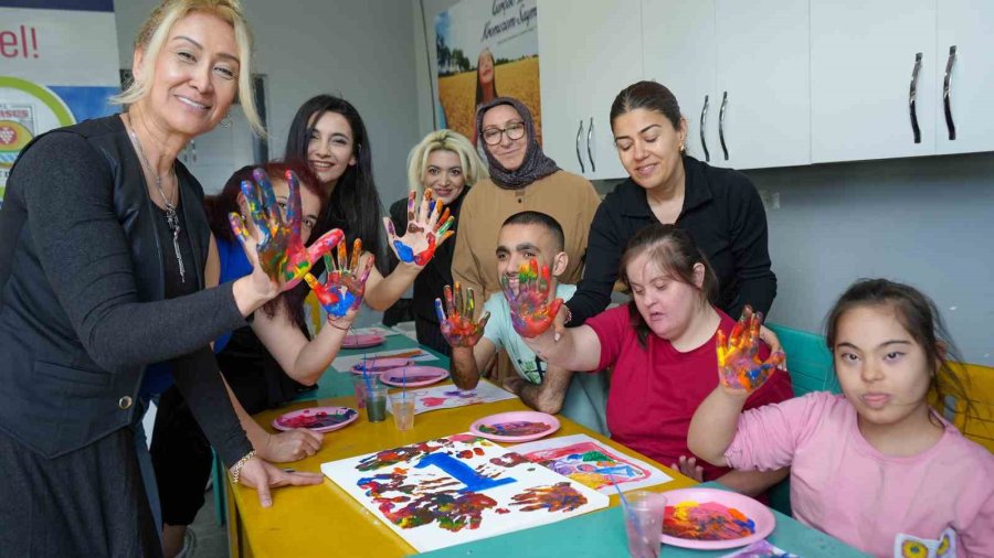 Tarsus’ta Özel Çocuklar İçin Etkinlik Düzenlendi