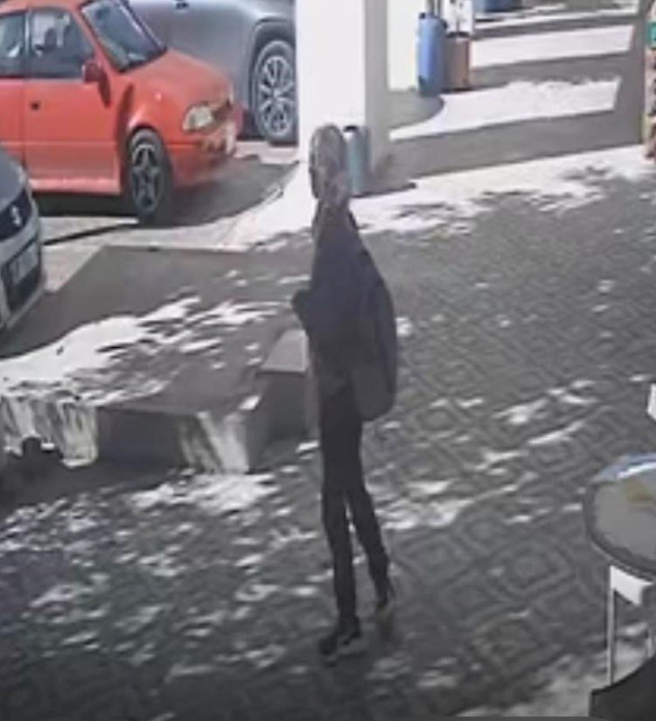 Engelli ’karam’ Geri Geldi, Kediyi Götüren Genç Kadın Veterinerlik Öğrencisi Çıktı: "tedavi Ettirmek İçin Aldım"