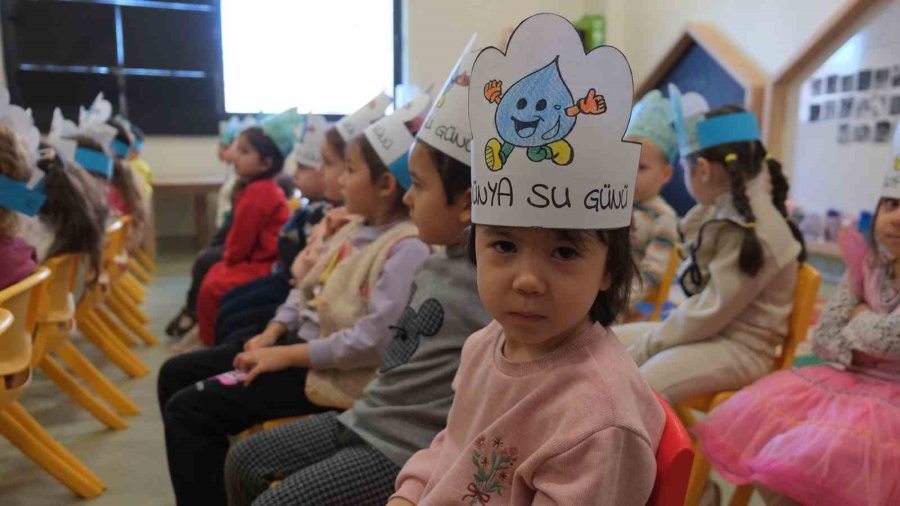 Kemer’de Minik Öğrencilere Suyun Önemi Anlatıldı