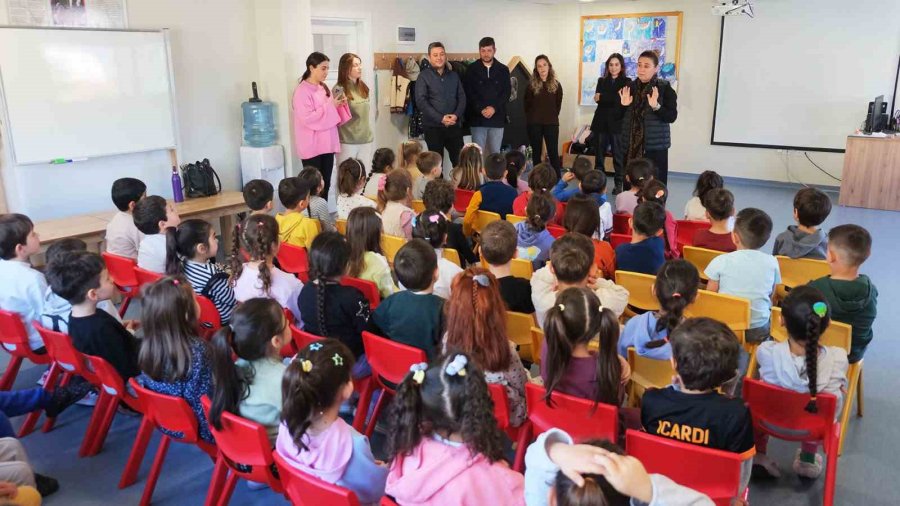 Kemer’de Minik Öğrencilere Suyun Önemi Anlatıldı