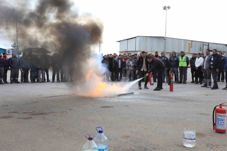 Kepez’de Belediye Personeline Yangın Eğitimi Verildi