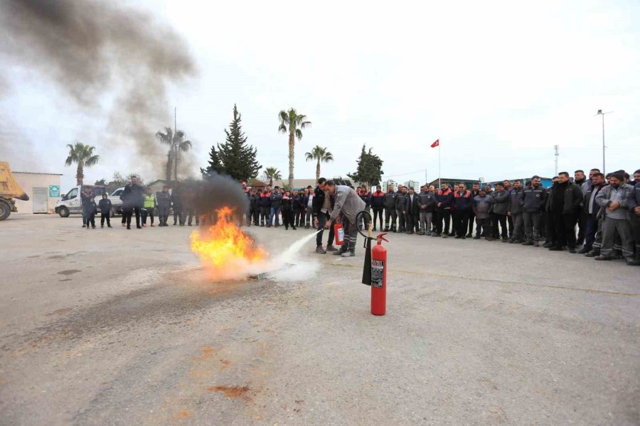 Kepez’de Belediye Personeline Yangın Eğitimi Verildi