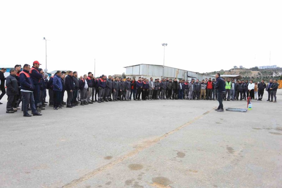 Kepez’de Belediye Personeline Yangın Eğitimi Verildi