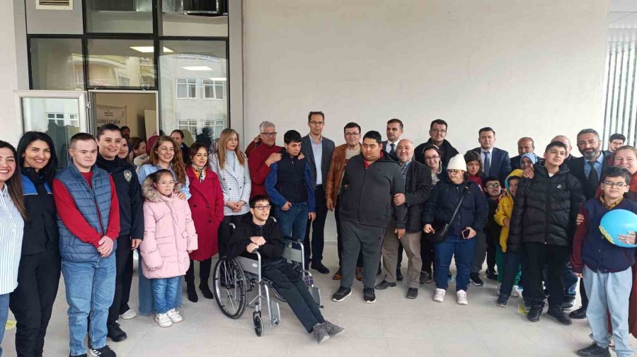 Silifke’de Down Sendromlu Çocuklara Yönelik Etkinlik Düzenlendi