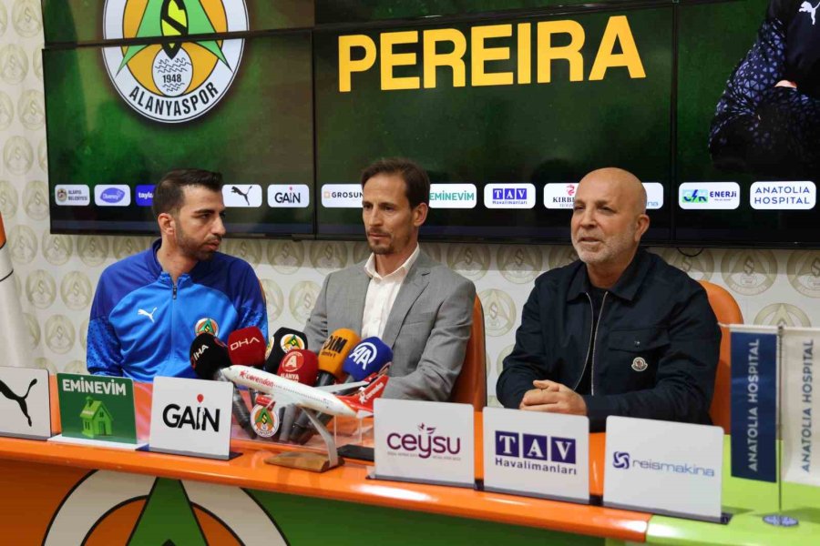 Alanyaspor, Joao Pereira 1,5 Yıllık Sözleşme İmzaladı