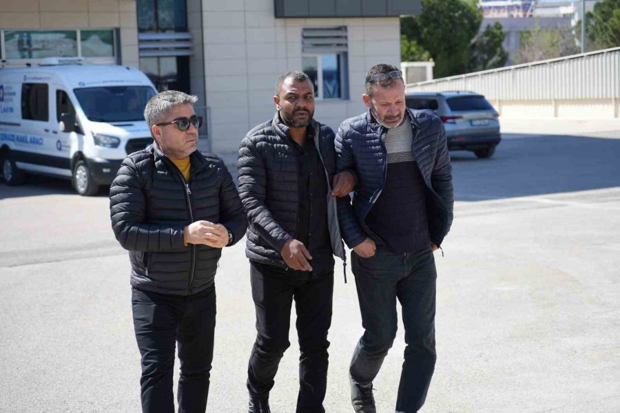 Babanın 22 Yaşındaki Kızına Vedası Yürekleri Burktu