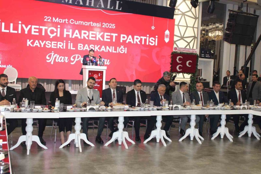 Mhp’li Özdemir: "hukukun Üzerine Düştüğü Gerçeklik; İstanbul’daki Chp’li Belediyelerin Millete Ait 560 Milyar Tl’lik Tutarın Birilerinin Kasalarına Gittiği Gerçeğidir"