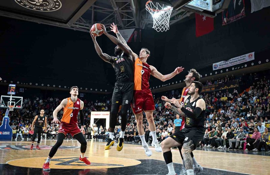 Türkiye Basketbol Süper Ligi: Mersin Spor: 89 - Galatasaray: 73