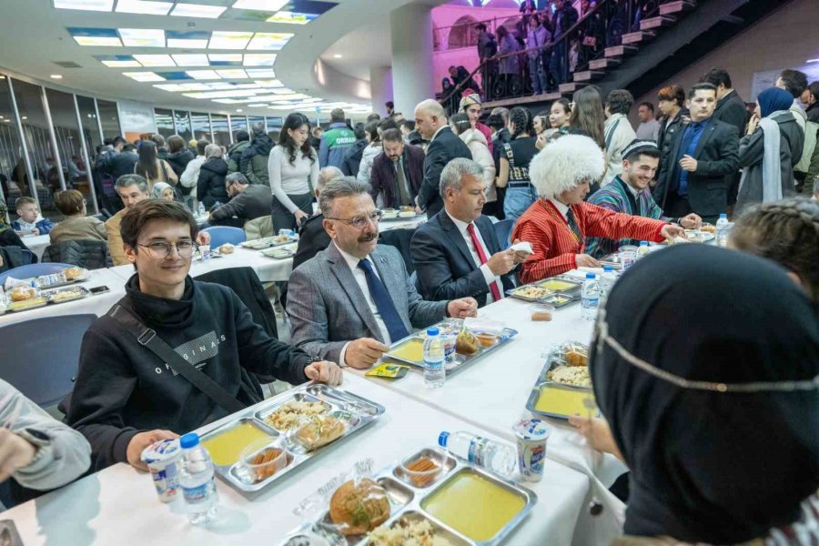 Eskişehir Valisi Hüseyin Aksoy Nevruz Bayramını Kutladı