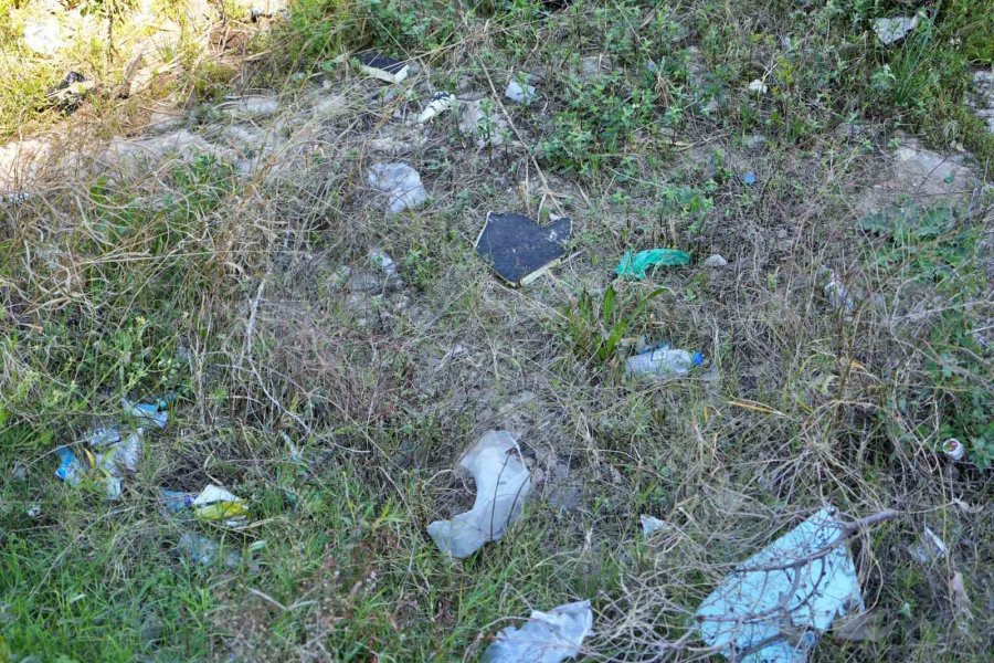 Dünya Su Günü’nde Bir Damla Umut İçin Daldılar, Torbalar Dolusu Çöp Çıkardılar