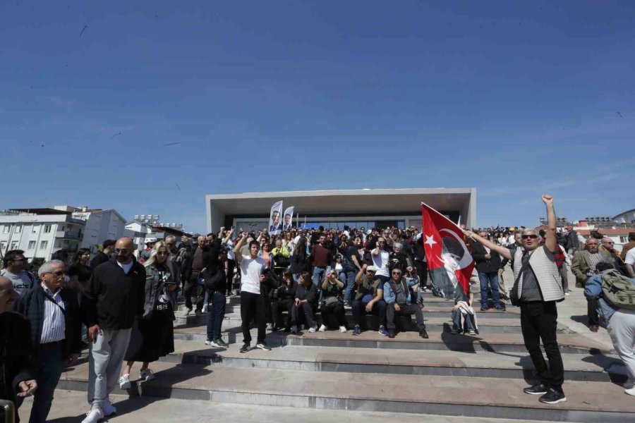 Chp Antalya’da Cumhurbaşkanı Adayını Belirlemek İçin Oy Verme İşlemi Devam Ediyor