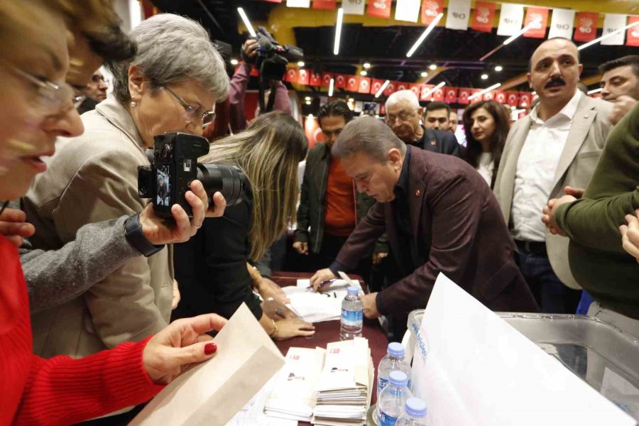 Chp Antalya’da Cumhurbaşkanı Adayını Belirlemek İçin Oy Verme İşlemi Devam Ediyor