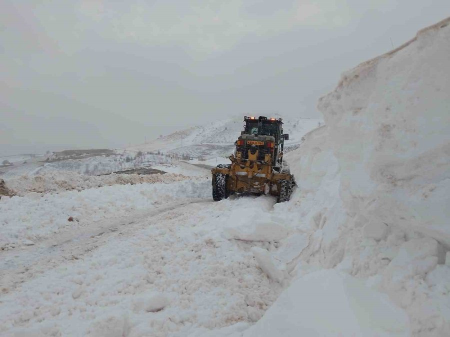 Kayseri’de Kapalı Yol Kalmadı